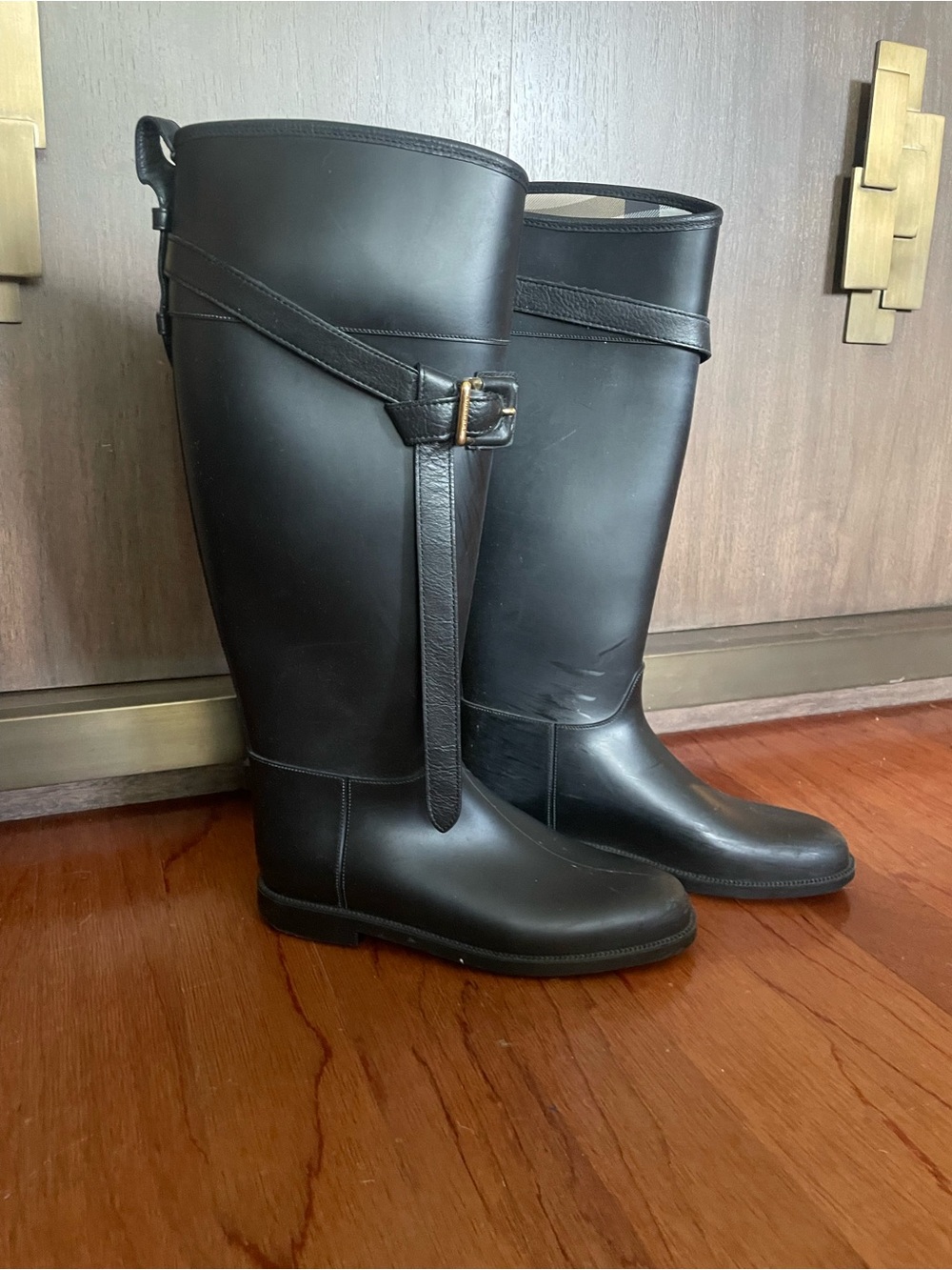 Women’s Burberry size 39 Black Tall Rain Boots with Buckle Strap